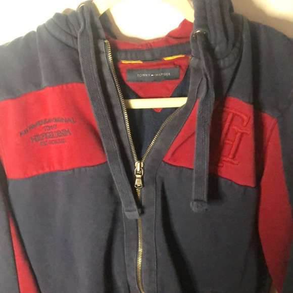 Vintage Tommy Hilfiger sweater - Picture 1 of 2